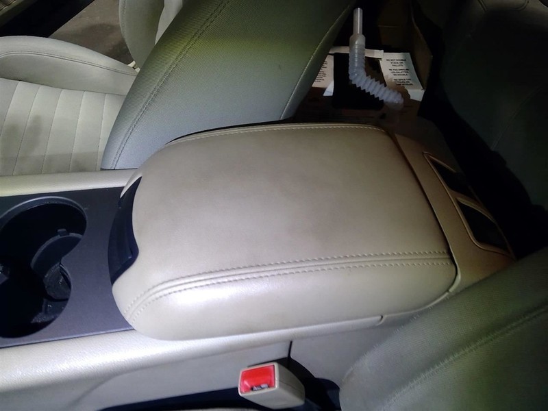 Armrest Lid SE Fits 13-19 TAURUS 1774506