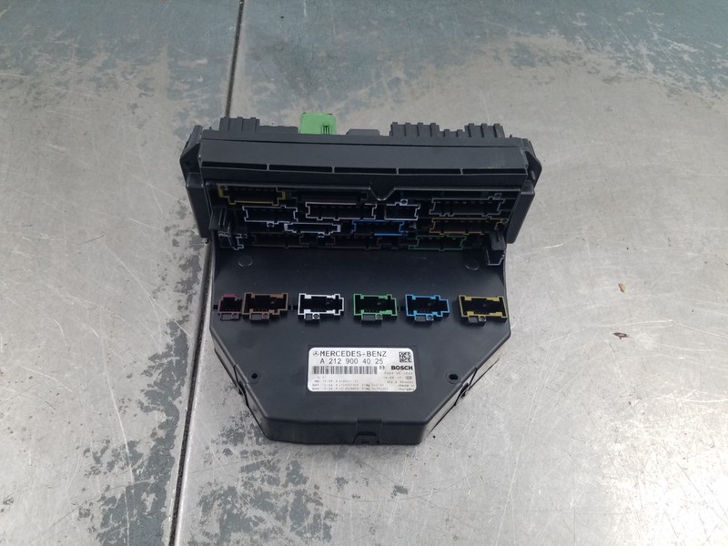 2014 Mercedes AMG E 63 S Sam Relay Fuse Box #0284 S5