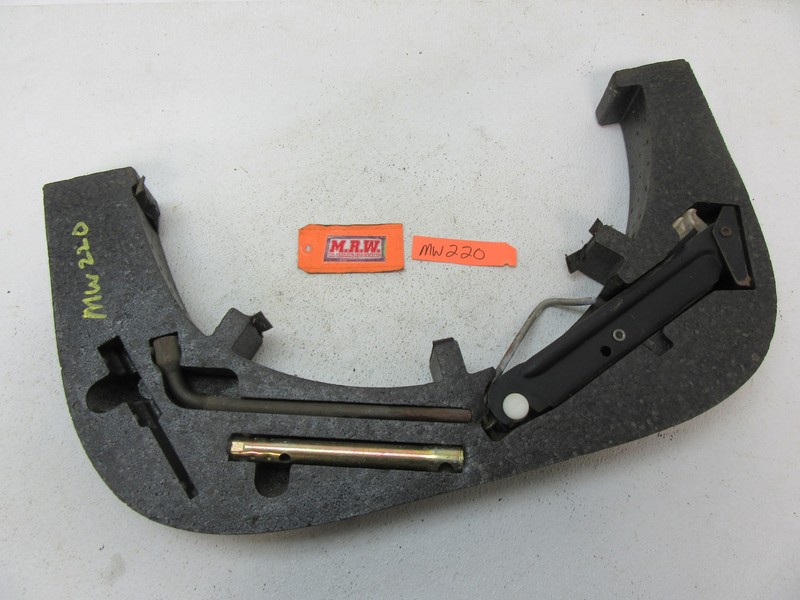 SPARE TIRE JACK LUG WRENCH FOAM TRAY TOOL KIT HOLDER TRUNK TRIM 95-98 SAAB 900