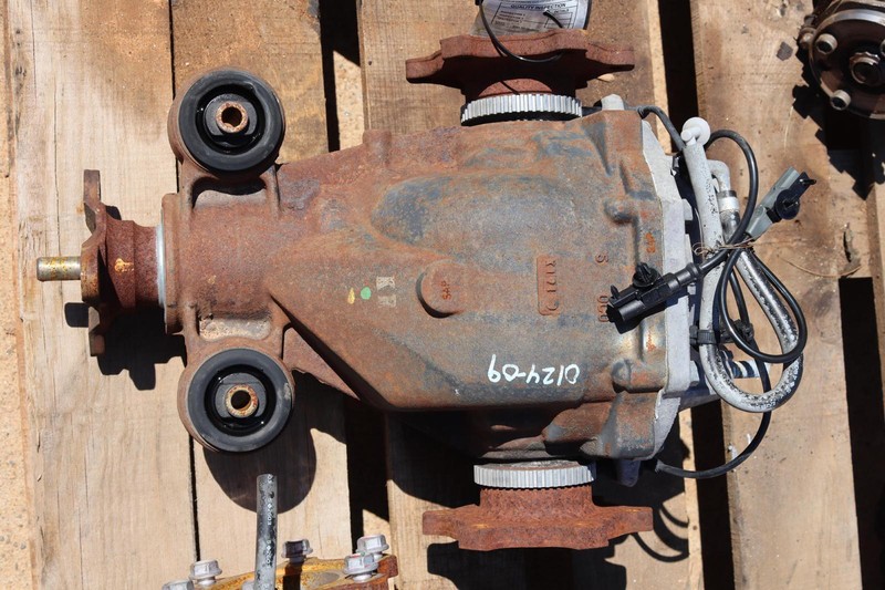 2014-2017 INFINITI QX70 RWD 3.357 RATIO REAR DIFF DIFFERENTIAL CARRIER OEM