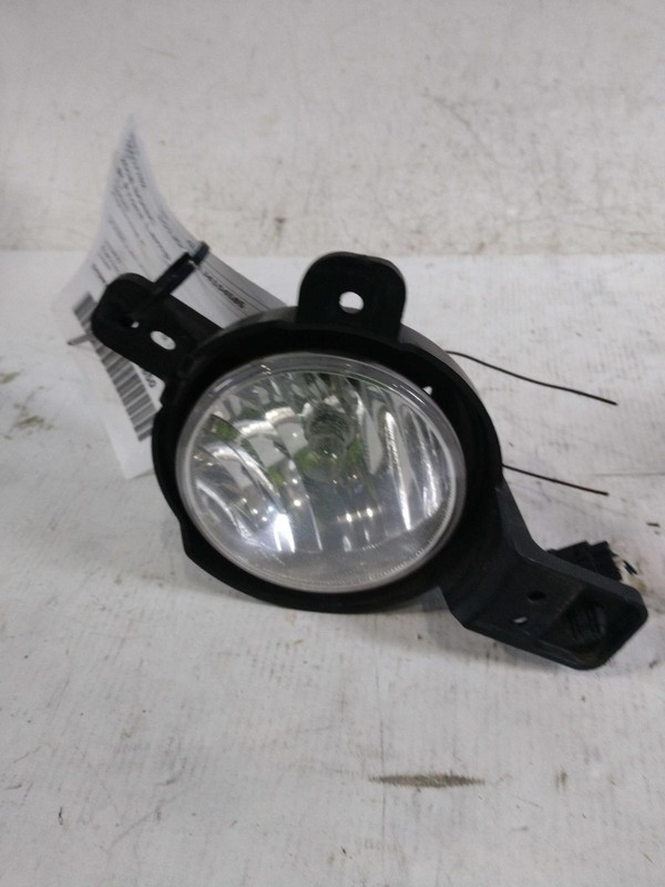 2018 Chevrolet Sonic Right Fog Light Assembly Red OEM 643709 77K Miles