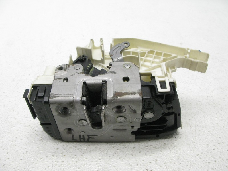 08-12 MERCEDES W212 E350 C300 E63 C63 AMG DOOR ACTUATOR LEFT FRONT OEM 121423B