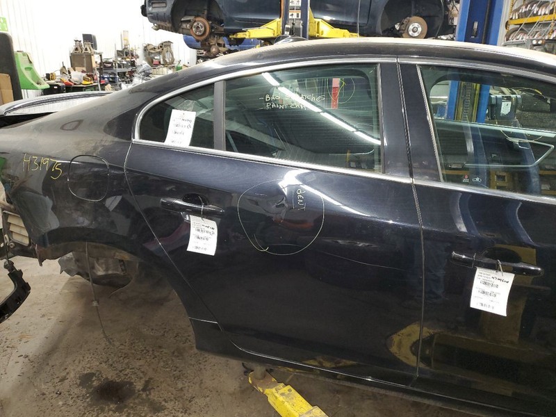 Passenger Rear Side Door VIN Y 1st Digit SWB Fits 14-18 VOLVO S60 294131