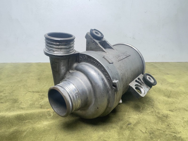 OEM BMW F10 F30 F32 F36 2/3/4/5 Series 2.0L Engine Electric Coolant Water Pump