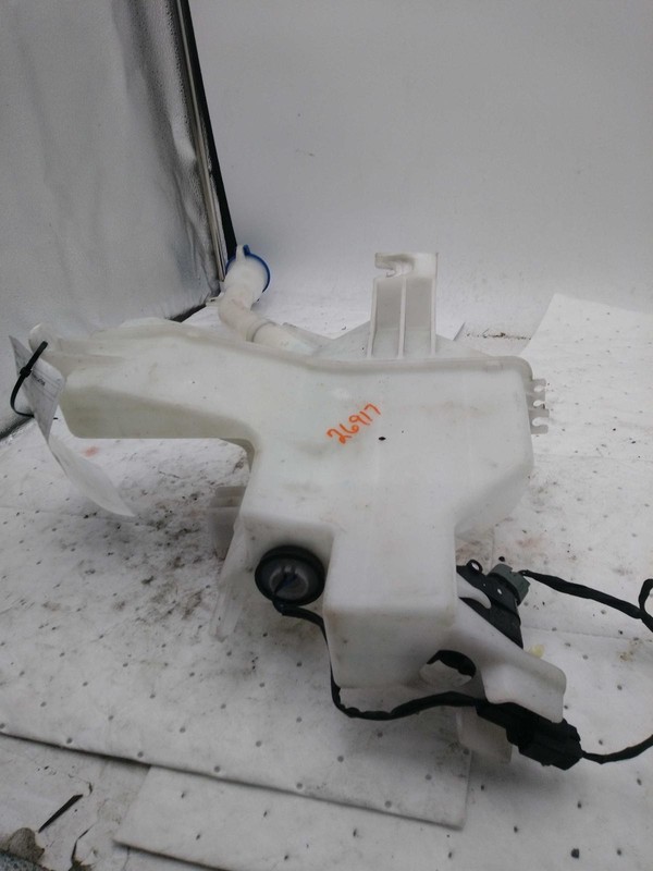 Used Washer Fluid Reservoir fits: 2022 Kia CarnivalGrade B