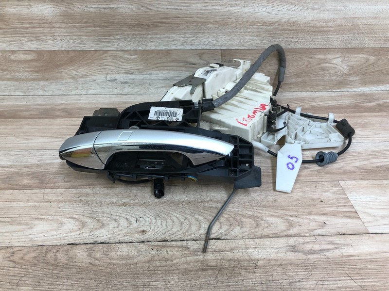 MERCEDES BENZ OEM W221 S550 S600 REAR DRIVER SIDE DOOR ACTUATOR LATCH LOCK 2