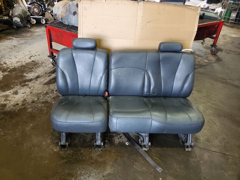 SILVRDO25 2001 Seat Rear 299240