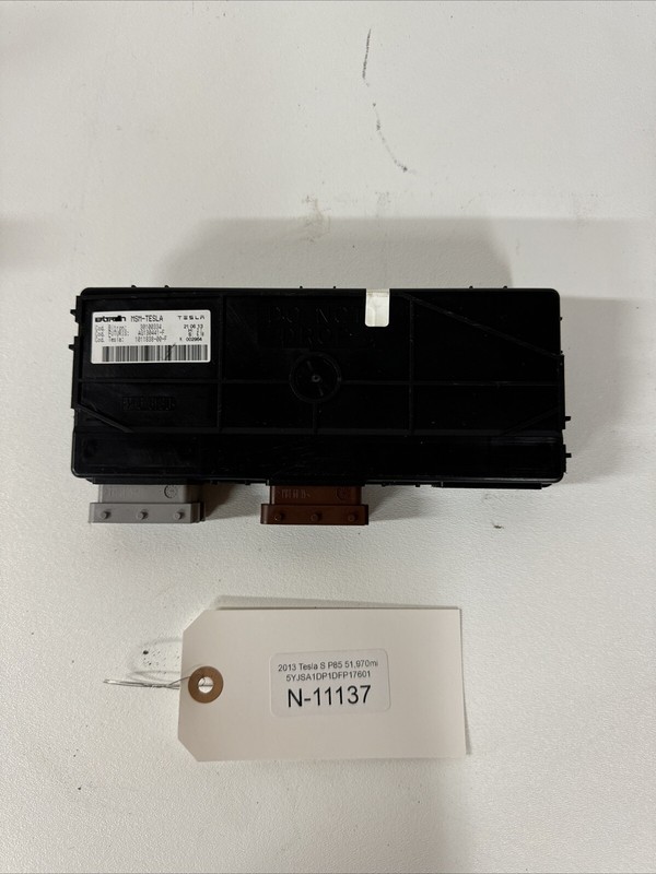 Tesla Model S Front Left Seat Memory Module 1011838-00-F 11137 B14