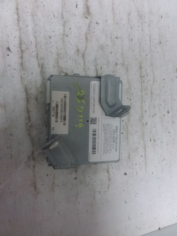 Satellite Radio Receiver Module 2016 Honda HR-V 39820-T7W-A01