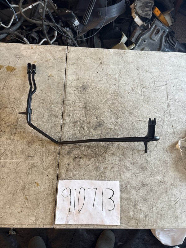 2005 - 2008 Audi A4 Quattro B7 Power Steering Line Cooler Pipe 8E0422885AT