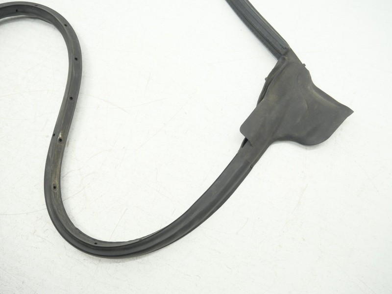 Used Left Front Door Weather Strip Seal Rubber Driver 2008-2014 Audi R8 OEM