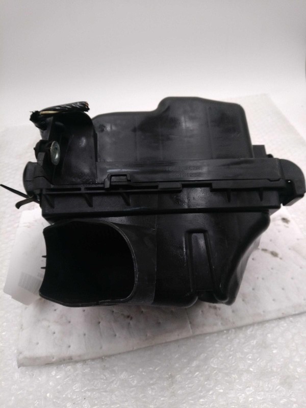 2015 Nissan Sentra Air Cleaner Assembly OEM 1.8L Black 143K Miles