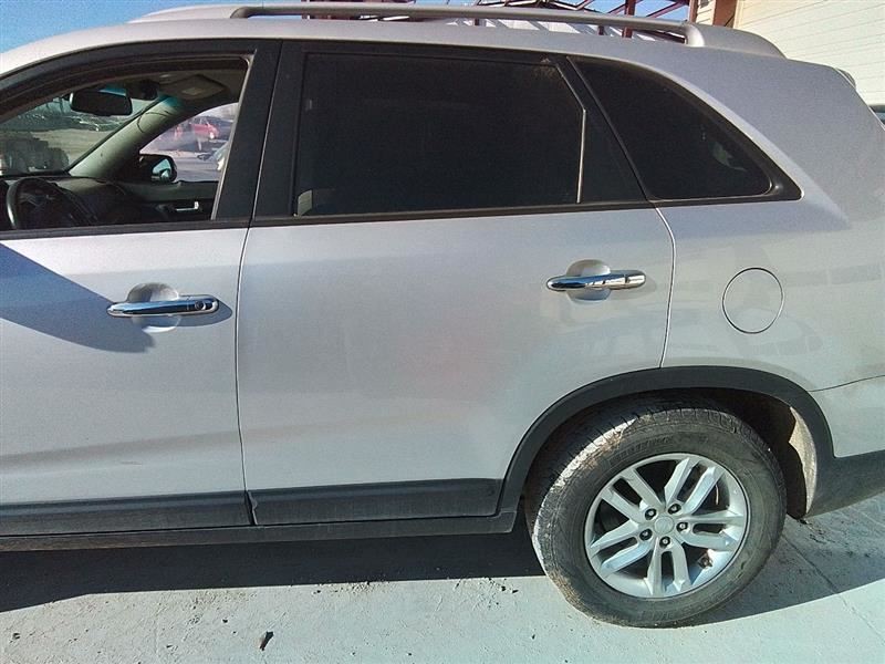 Driver Rear Side Door Electric With Sunshade Fits 14-15 SORENTO 3158223