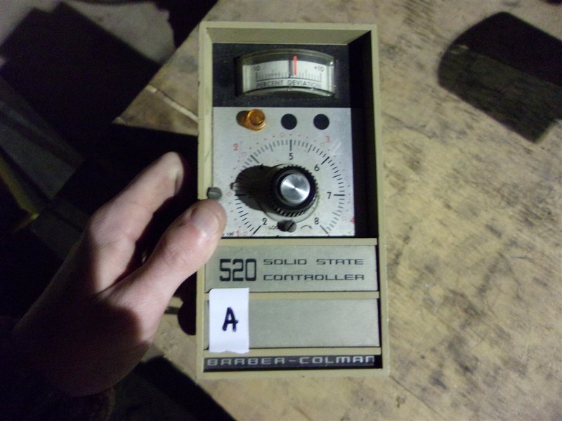 Barber Coleman 5520 Series 522B-13644-010-0-10 Temperature Controller "A"