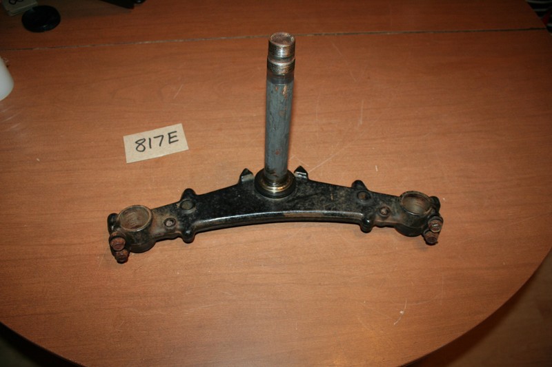 1986 Honda ATC 250SX Triple Tree Steering Stem Lower Clamp OEM 86 B