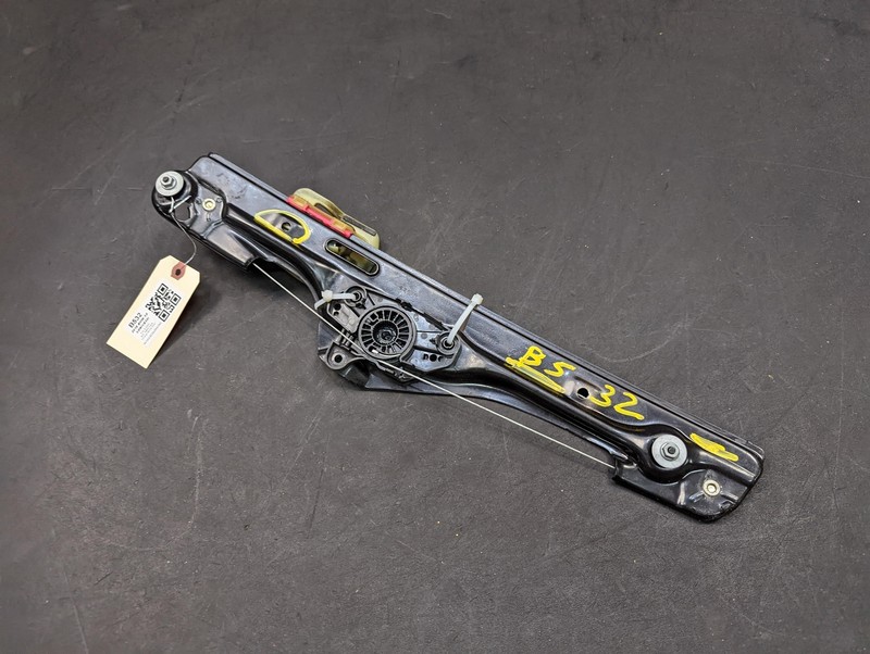 Rear Right Door Window Regulator 2018 BMW X6 51357286488 2015 2016 2017 2019