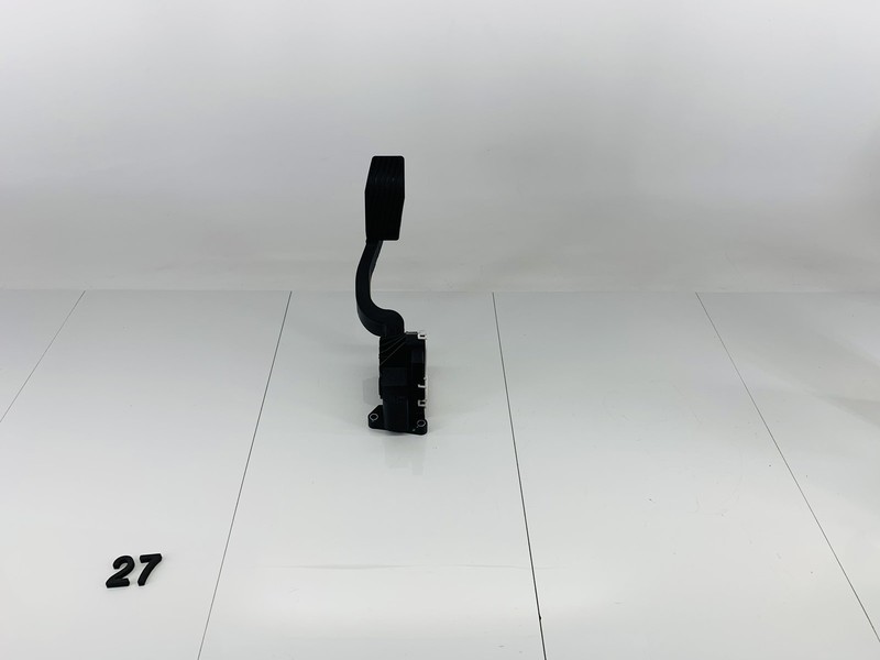 14-19 FIAT 500L 1.4L L4 GASOLINE ENGINE MOTOR ACCELERATOR THROTTLE GAS PEDAL OEM