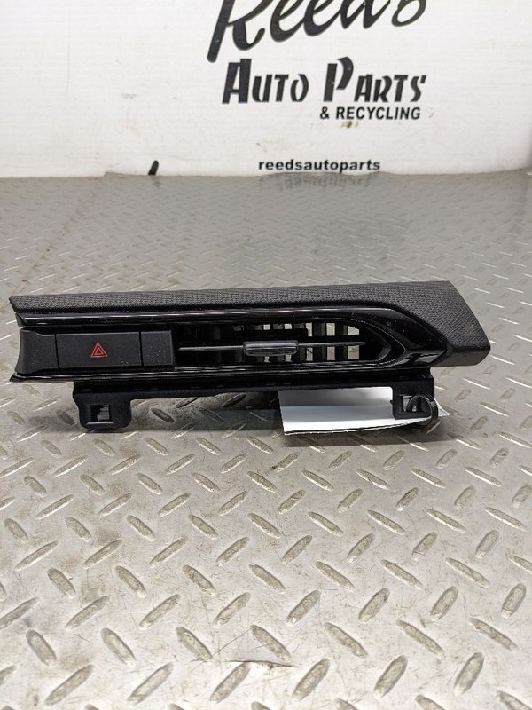 2016 - 2024 MAZDA MX-5 MIATA DASH CENTER INNER AIR VENT GRILLE OEM OEM1167229