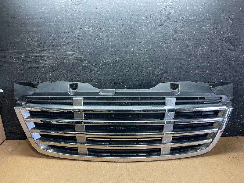 2009 to 2011 Freightliner Sprinter Front Upper Chrome Grill Grille aa2224 DG