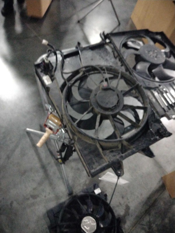 2016 Chevrolet Equinox Engine Cooling Fan Motor OEM 25952782 Black 119K Miles