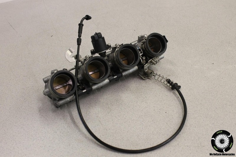 2013 BMW K1300S K 1300 S THROTTLE BODIES BODY INTAKE FUEL INJECTORS ASSEMBLY 13