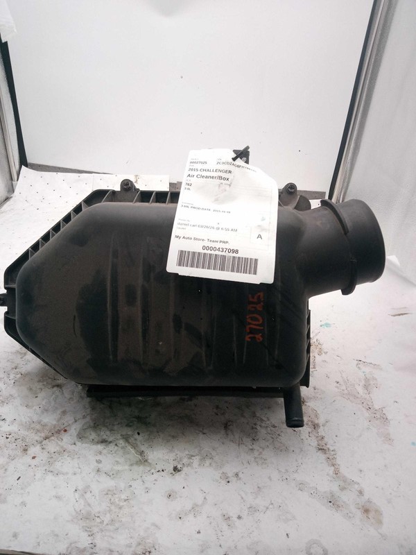 Dodge Challenger 2015 Air Cleaner Assembly OEM 3.6L Red 105K Miles
