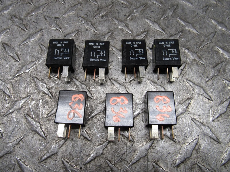 2011 FORD FIESTA FUSE RELAY 9L2T-14B192-AA SOLD AS SINGLES