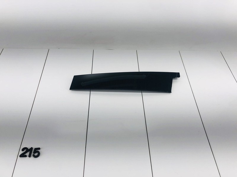 16-24 CHEVROLET MALIBU FRONT RIGHT PASSENGER SIDE EXTERIOR DOOR MOLDING OEM