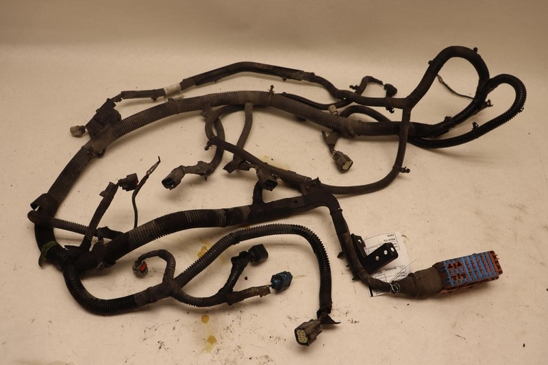 2015-2016 CHEVY/GMC SUBURBAN FRONT BUMPER HEADLAMP WIRE WIRING HARNESS CABLE OEM