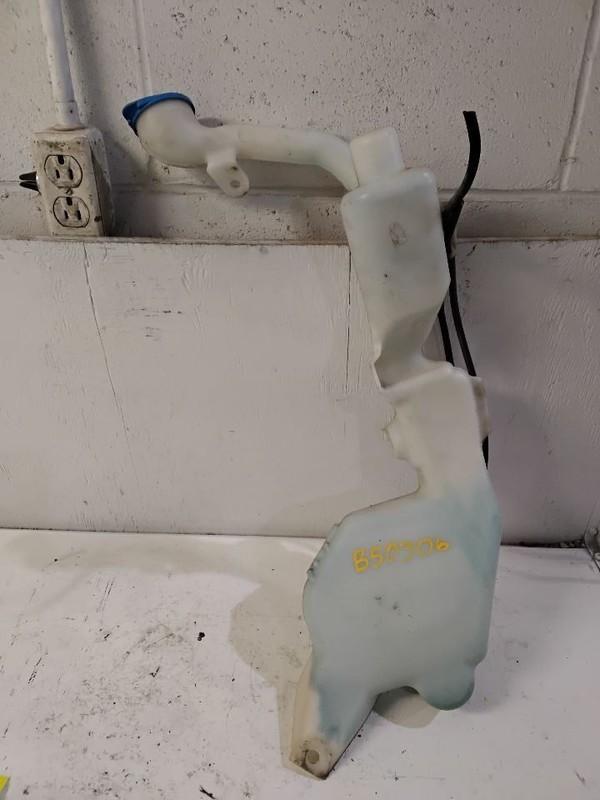 Wash Reservoir North America Built Fits 07-11 CR-V 3547388