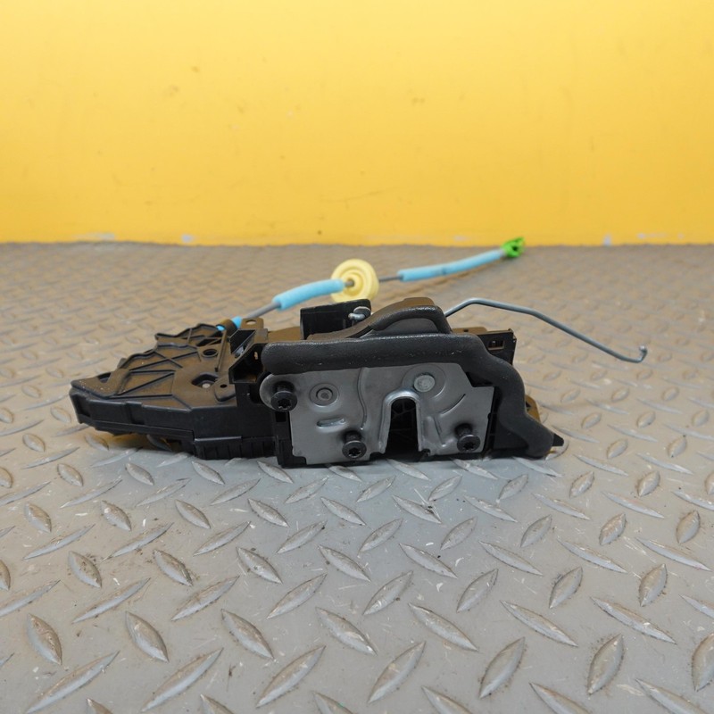 2023-2026 BMW X2 X1 228i U10 U11 F74 FRONT LEFT SIDE DOOR LOCK ACTUATOR 182838