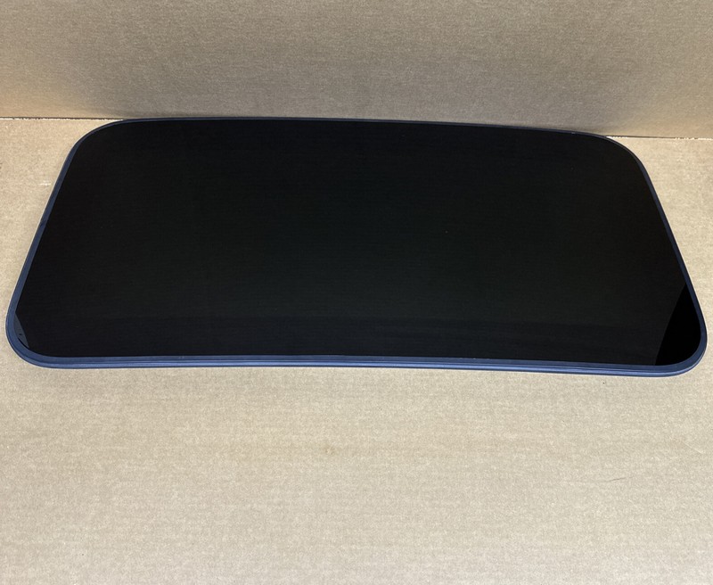 2008-2013 Nissan Rogue Sun Roof Sunroof Window OEM Glass Free Shipping