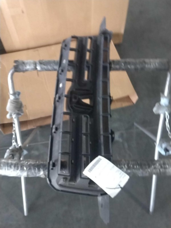 2007 Honda Pilot OEM Grey Front Grille - Used, 160K Miles, Warranty Included