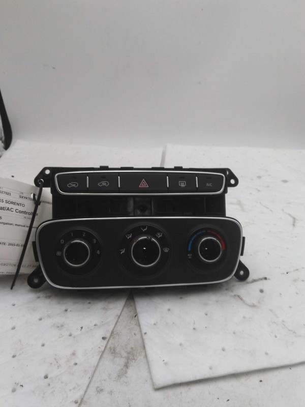 2015 Kia Sorento A/C Selector Switch OEM Silver 972501U255VA 6 Month Warranty