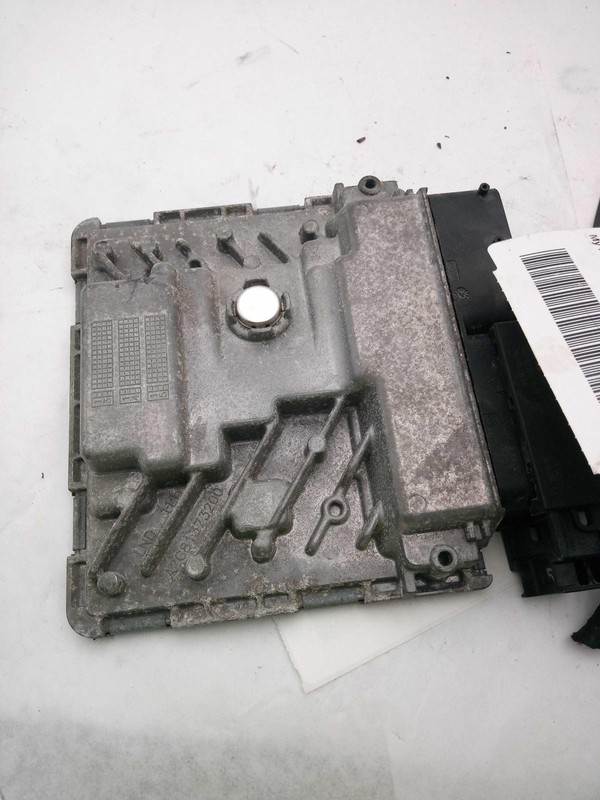 2015 Volkswagen Jetta Engine Control Module ECM 1.8L OEM 06K90671B 155K Miles