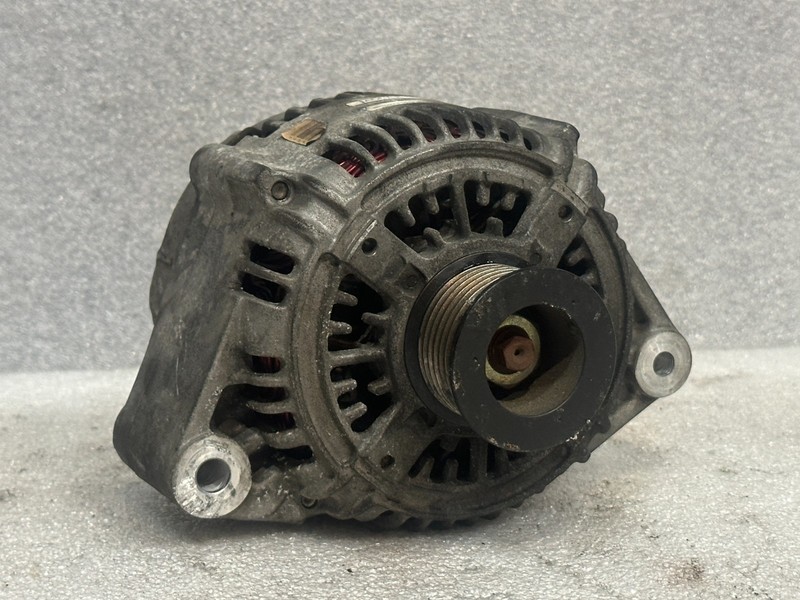 97-03 OEM Jaguar XK8 XJ8 4.0L V8 Engine Alternator Generator Assembly