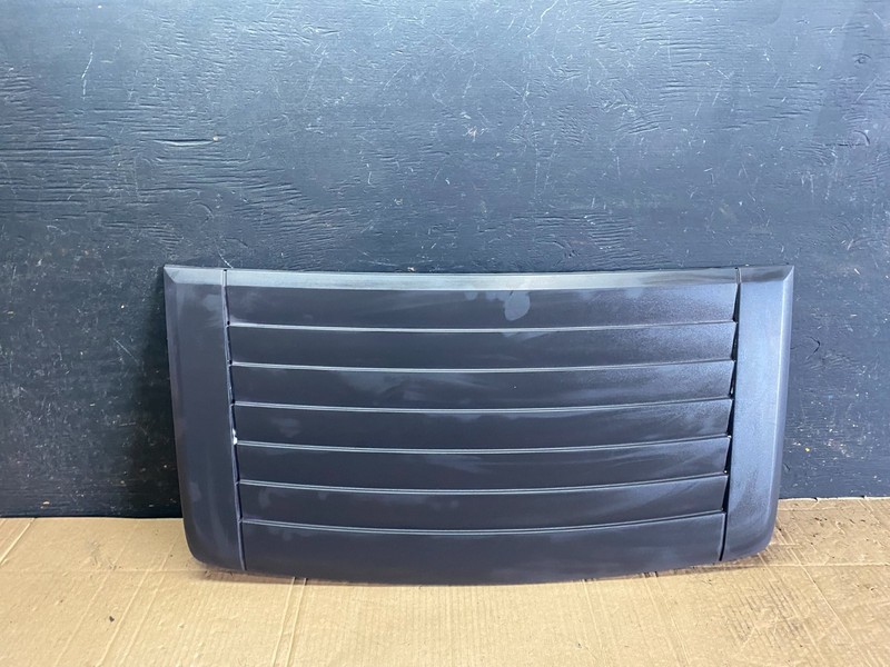 2006 to 2010 Hummer H3 Hood Mounted Grille Vent Trim Panel BlackT3928 DG