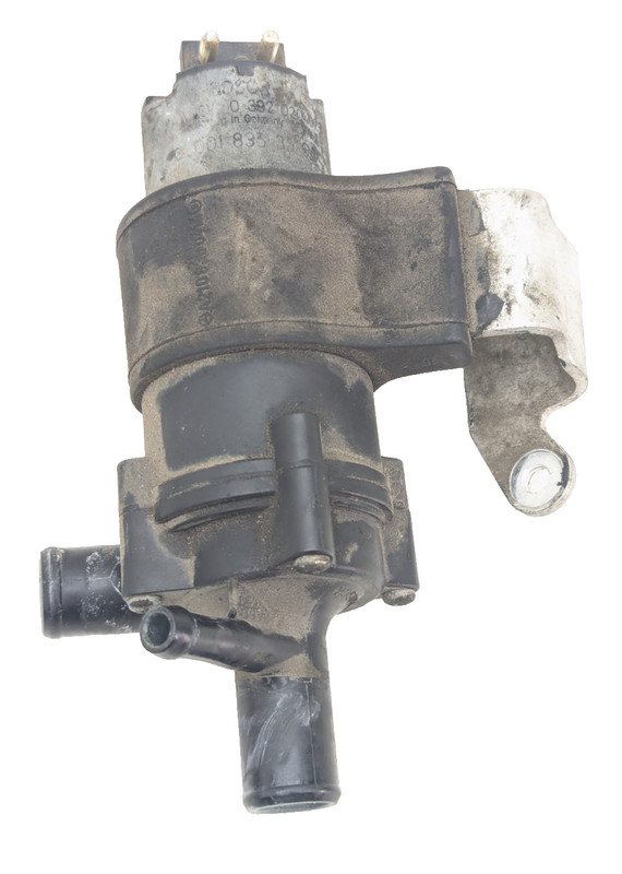 98-02 Mercede W208 CLK320 CLK430 E320 AUX Auxiliary Water Pump 0018353564 OEM