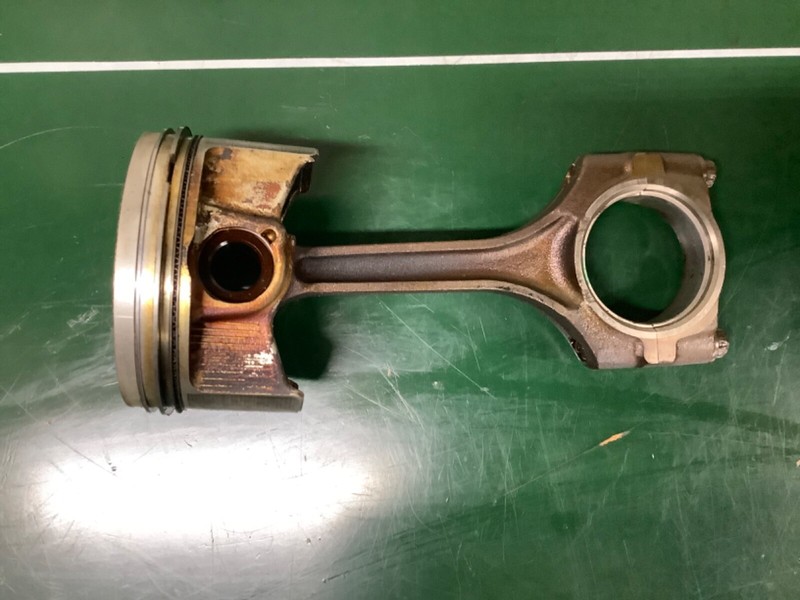 02-05 Civic Si 2.0L Piston with Connecting RodK20A Used OEM