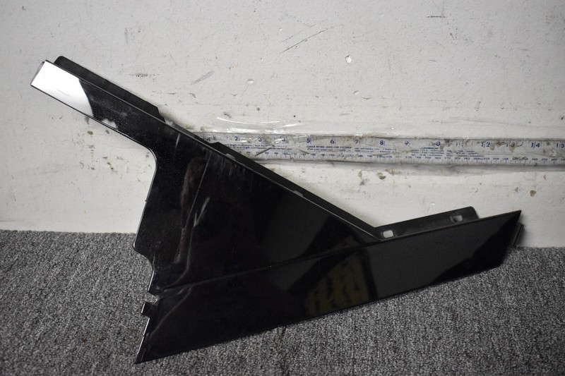 2017-2021 LAND ROVER VELAR OUTER C PILLAR FACTORY OEM