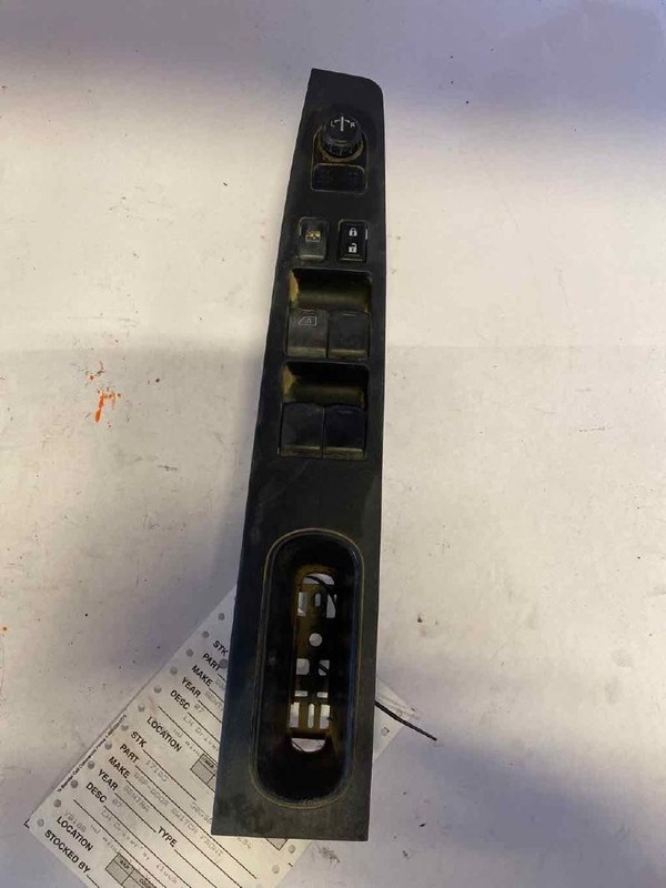 Door Switch Front NISSAN SENTRA 07