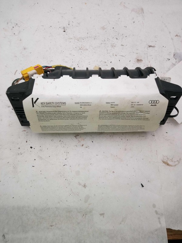 2015 Audi Q7 Right Instrument Panel Air Bag - Used, 136k Miles, OEM Quality