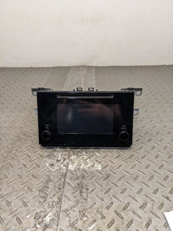 Audio Equipment Radio Sedan Display And Receiver Fits 17-19 COROLLA 1173754