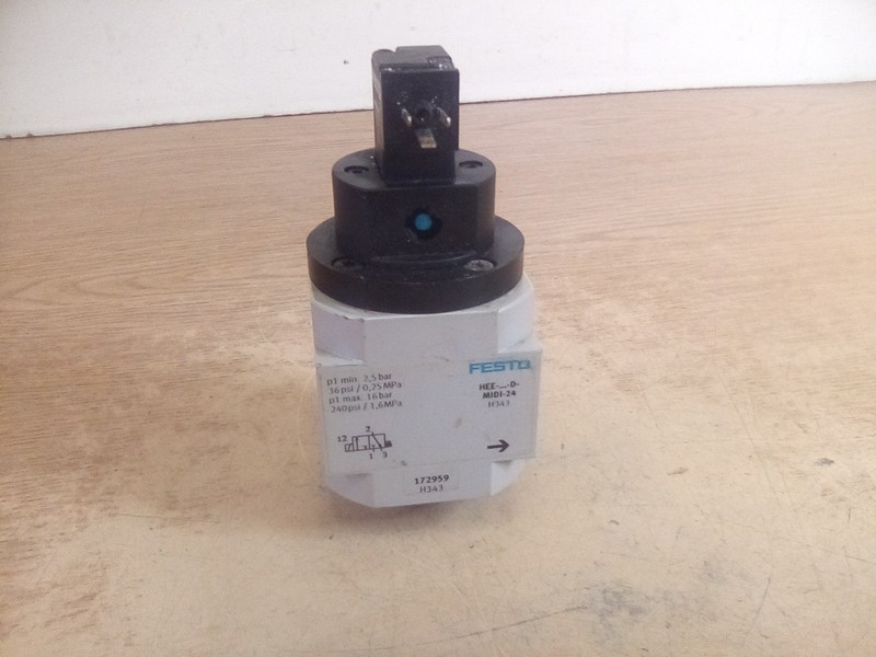 Festo HEE-D-MIDI-24 Shutoff Valve W/Solenoid Coil MSEB-3-24V