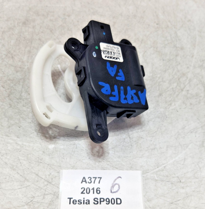 ✅ 12-20 OEM Tesla Model X S Right Passenger HVAC Control Flap Motor Actuator
