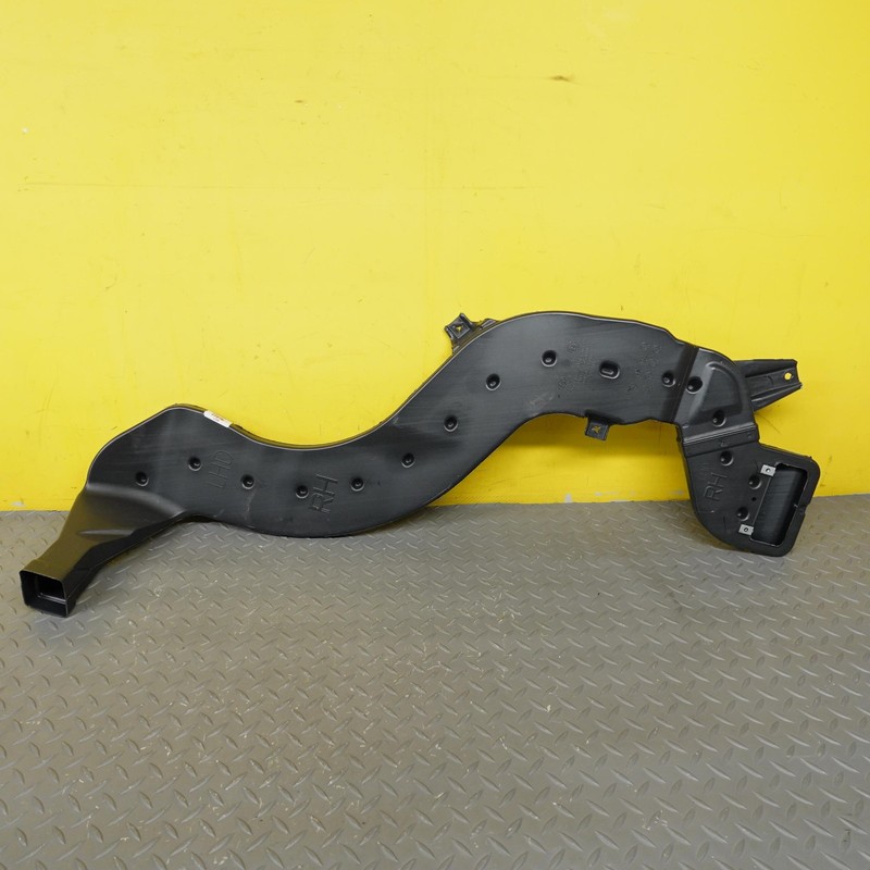 2022-2024 HYUNDAI IONIQ 5 FRONT RIGHT SIDE FLOOR AIR INTAKE DUCT OEM 97370GI000