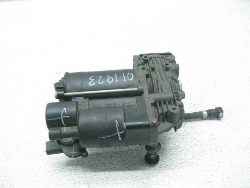 07-14 BMW X5 X5M X6 X6M E70 E71 E72 AIR SUSPENSION COMPRESSOR PUMP MOTOR 011923