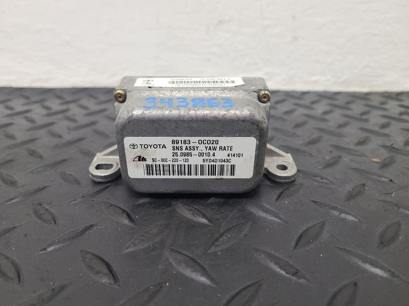 03-07 Toyota Sequoia Yaw Rate Sensor Stability Control Module OEM 89180-0C020