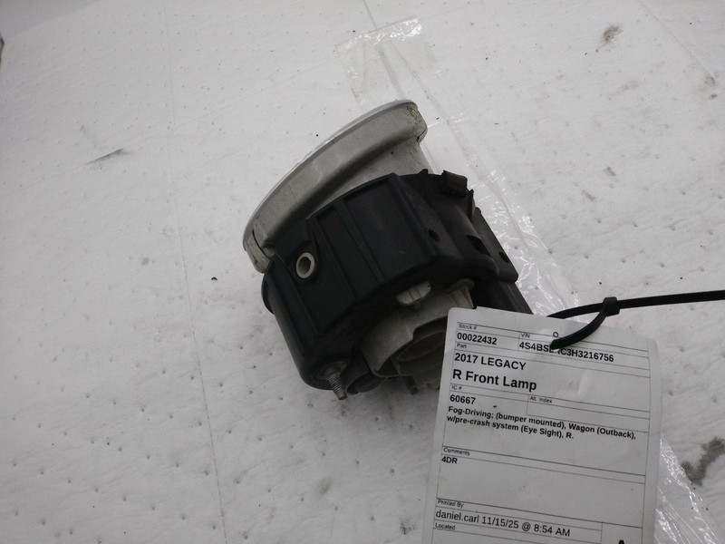 2017 Subaru Legacy Right Fog Light Assembly Silver 512430 Used 159K Miles