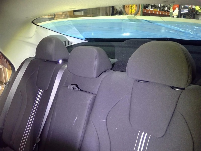 ELANTRA 2024 3 Rear Headrests 1769434